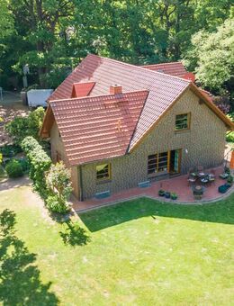 Einmalig gelegenes Einfamilienhaus mit großem Grundstück am Landschaftsschutzgebiet! - Oldenburg