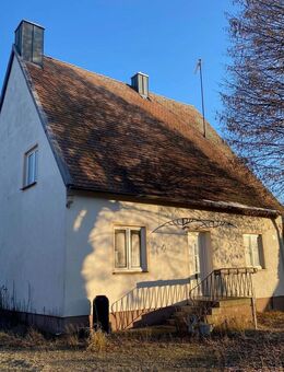 renovierungsbedürftige Einfamilienwohnhaus mit großem Grundstück mit Potential in Biburg - Biburg