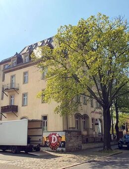 Großzügige vermietete 4-Zimmer-Altbauwohnung modernisiert & nahe den Hufewiesen & Bahnhof - Dresden