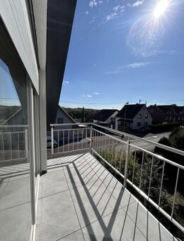 Großzügige, neu sanierte 5-Zimmer-Wohnung mit Balkon in zentraler Lage von Vettelschoß - Vettelschoß