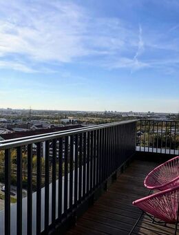 PENTHOUSE GANZ OBEN | Süd-Dachterrasse | FREI ab August 2026 | Stellplatz | Käufer-Prov.frei | KFW55 - Berlin