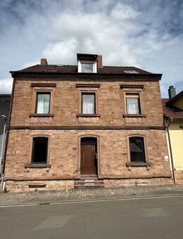 Großes Stadthaus in Kirchheimbolanden auf tollem Eigentumsgrundstück - Kirchheimbolanden