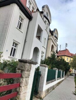 Wunderschöne 2,5 Raum-WE nach Kernsanierung inkl. Balkon, Keller usw.. - Naumburg (Saale)
