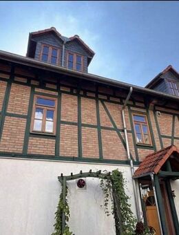 Provisionsfreies Hofanwesen mit Charme & Potential in Liederbach am Taunus - Liederbach (Taunus)