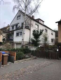 Charmantes Mehrfamilienhaus mit Ausbaureserve in Gerbrunn! - Gerbrunn