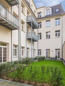 Suchst du etwas besonderes? Tolle 1-Raum-Wohnung mit Balkon und offener Küche! - Dresden