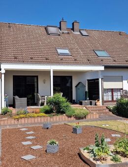 Provisionsfrei für Käufer! Schöne Doppelhaushälfte auf sonnigem Grundstück - Sassenburg