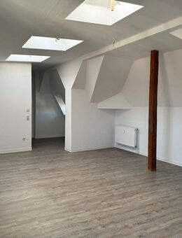 Frisch renoviert mit Einbauküche und Tageslichtbad - Magdeburg