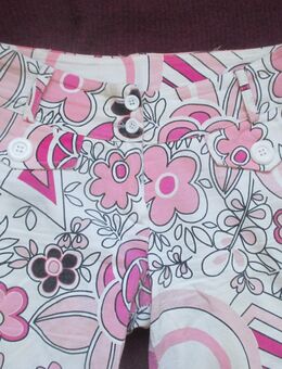 NEU * Sexy * Original VINTAGE * Blüten * Blumen * Hippie Look * Flower- Power * DESIGNER * 7/8 * Dreiviertel * Capri * Hose * Gr. 34- 36/ XS- S * weiß * pink * rosè * schwarz * - Riedlingen