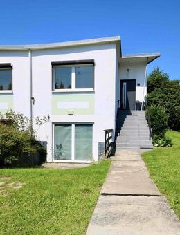 Großzügiges Eigenheim auf herrlichem Grundstück - Einliegerwohnung möglich - Bobitz