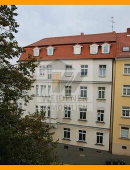 **Ihr neues Zuhause wartet: 4-Raum-Wohnung mit Komfort-Badezimmer und großzügigem Wohnambiente!** - Gera