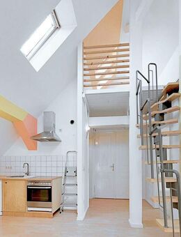 Bezugsfreie Familienwohnung (Maisonette) in Weimar mit 2 Außenstellplätzen - Weimar