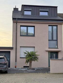 EG 75 m², OG & DG 150 m² - Saniert, effizient und luxuriös - Kerpen (Kolpingstadt)