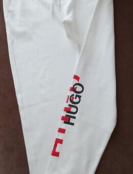 Hugo Boss Jogginghose Weiss Gr. M (Unisex) - Chemnitz