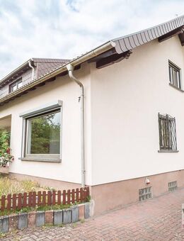 GARANTIE ZUM WOHLFÜHLEN - Einfamilienhaus mit großem Grundstück in Bexbach! - Bexbach