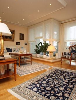 +++Zentrale City-Lage in Pfaffenhofen: 3,5-Zi.-OG-Whg./Balkon/Wfl. ca. 131 m²/TG-Stellplatz+++ - Pfaffenhofen (Ilm)