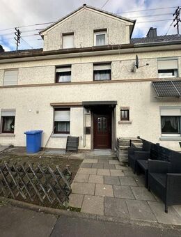 ** SCHNÄPPCHEN-FAST GANZ RENOVIERT-GEMÜTLICHES REIHENMITTELHAUS-IN KATZWINKEL ** - Katzwinkel (Sieg)
