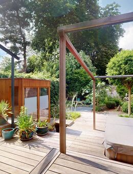 Dieser Wellnessgarten gehört zum Stadthaus im Bismarckviertel! - Krefeld