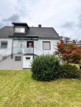 Ideal für Paare oder kleine Familien - Doppelhaushälfte mit großem Garten in Meschede - Meschede (Kreis- und Hochschulstadt)