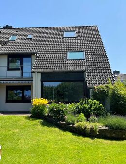 Für eine Familie oder zwei Familien - Idyllisch gelegene Doppelhaushälfte - Norderstedt