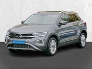 VW T-Roc, 1.5 TSI Style Dig, Jahr 2024 - Langenhagen