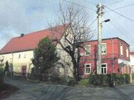 Sanierungsbedürftiges Einfamilienhaus mit Anbau in Leutersdorf (Handwerkerobjekt) - Leutersdorf (Sachsen)