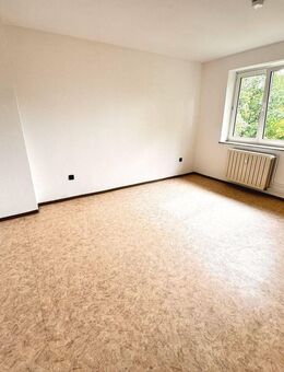 Helle 2-Zimmer-Wohnung mit Blick ins Grüne – sofort bezugsfrei - Fürth