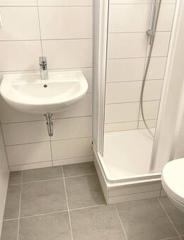 Zuhause ankommen: Wohnung mit Herz und Dusche! - Erfurt