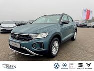 VW T-Roc, 1.5 TSI Life AppConnect, Jahr 2023 - Nienburg (Weser)