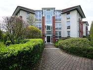Wohnpark Schlebusch: Helle und freundliche 4-Zimmer-Wohnung mit Balkon und Tiefgaragen-Stellplatz! - Leverkusen