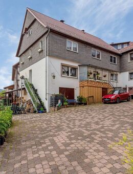 Ländliches Anwesen mit denkmalgeschützter Scheune in Raboldshausen - Neuenstein (Hessen)