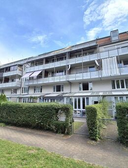 Helle 2 Zimmer-Wohnung mit Einbauküche in Erlangen - Bruck! - Erlangen