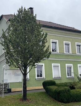 Ein teilvermietetes Zweifamilienhaus in guter Lage in Pleystein! - Pleystein