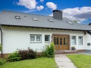 Perfekt modernisiert: Einfamilienhaus mit Einliegerwohnung auf 212 m² - Menden (Sauerland)