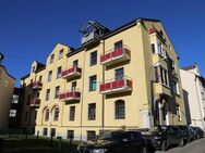 Ideale Wohnung f. Studenten/innen WG über den Dächern von Rosenheim - Rosenheim