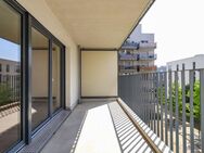 Stilvolles Wohnen mit großzügigem Balkon und moderner Design-Küche - Frankfurt (Main)