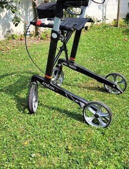 Endlich mobil ! ---- Mit einem schicke Rollator. - Heiligenhaus