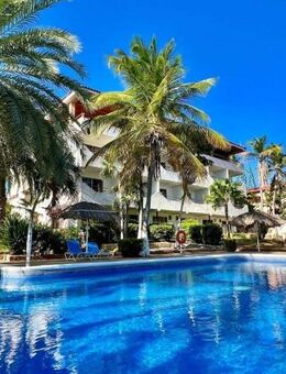Hotel mit zwei Gebäuden und Pool in El Yague / Venezuela - Wasserburg (Bodensee)