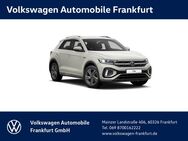 VW T-Roc, 1.0 l TSI R-Line OPF ), Jahr 2022 - Frankfurt (Main)