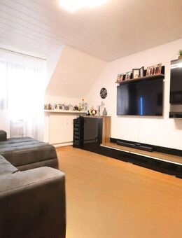 Attraktive 3,5-Zimmer-Wohnung mit flexibler Raumaufteilung im Herzen von Böblingen - Böblingen