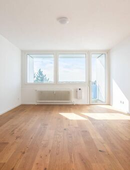 Frisch modernisiertes und gut geschnittenes Apartment mit Alpenblick in Augsburg Bärenkeller - Augsburg