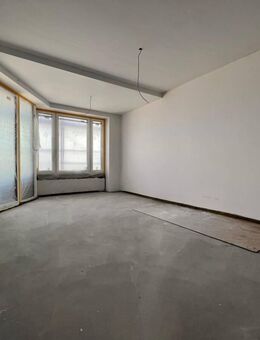 F-Hain: ERSTBEZUG im LUXUS NEUBAU: 2-Zimmer-Whg. - 12. Etage mit BALKON + Blick über Friedrichshain - Berlin