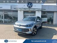 VW Tiguan, 1.5 l Elegance eHybrid 150 115PS, Jahr 2022 - Teterow