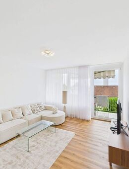 Sofort frei! Renovierte 4 Zimmer Wohnung, gute Lage, Balkon, Garage, Garten, TLB, EBK, Gäste WC - Plochingen