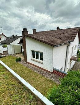 +++In unverbaubarer Lage: Charmantes Einfamilienhaus mit kleiner Einliegerwohnung, Panoramablick, Terrassen, Garten, Garage in ruhiger, idyllischer La - Waldfischbach-Burgalben