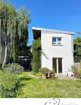 Liebevoll sanierter Altbau mit modernem Anbau Nähe Rittergut Birkhof - Korschenbroich