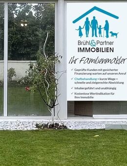 Geräumige und helle Doppelhaushälfte mit tollem Garten und Gewerbemöglichkeit - Raunheim