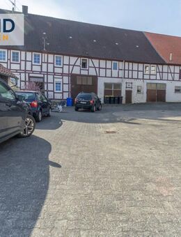 Großzügiges Fachwerkhaus mit großem Grundstück und Entwicklungsmöglichkeiten! - Bad Arolsen