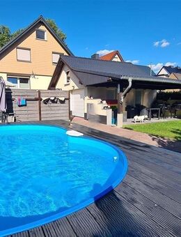 Sie genießen Ihr Zuhause am Pool und lassen es sich bezahlen - neugierig? - Schkopau