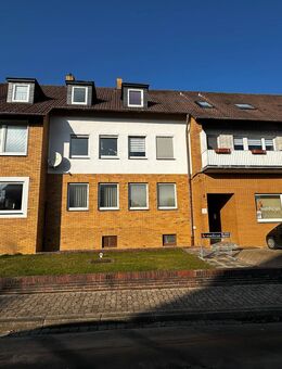 Wunderschöne, helle Wohnung komplett renoviert mit EBK! - Lindhorst
